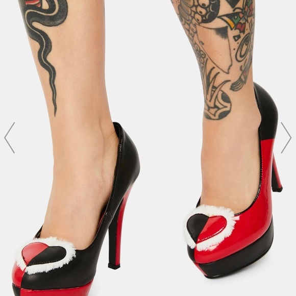 Wonderland of Love Heels - Picture 3 of 8